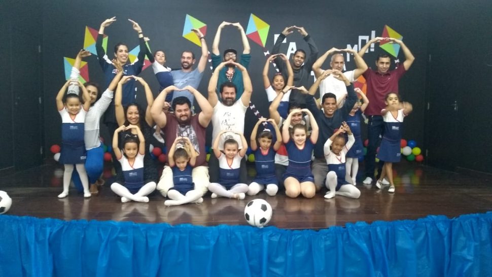 COLÉGIO SANTA MÔNICA – DIA DOS PAIS – BALLET I – BONSUCESSO