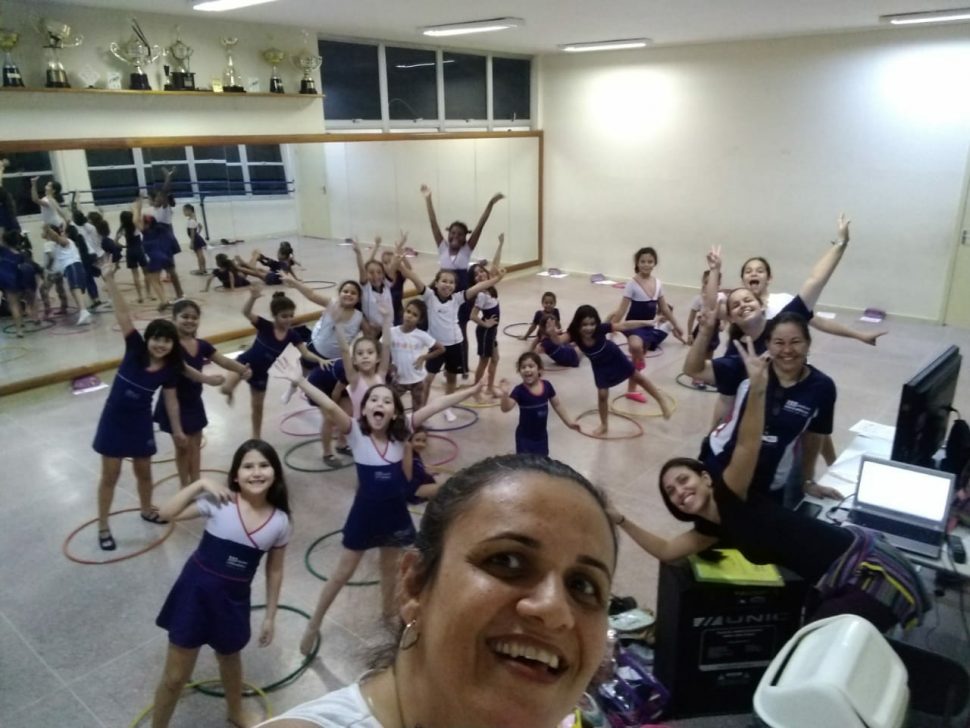 COLÉGIO SANTA MÔNICA – DIA DO BAILARINO – JAZZ – EXTRACLASSE – SÃO GONÇALO