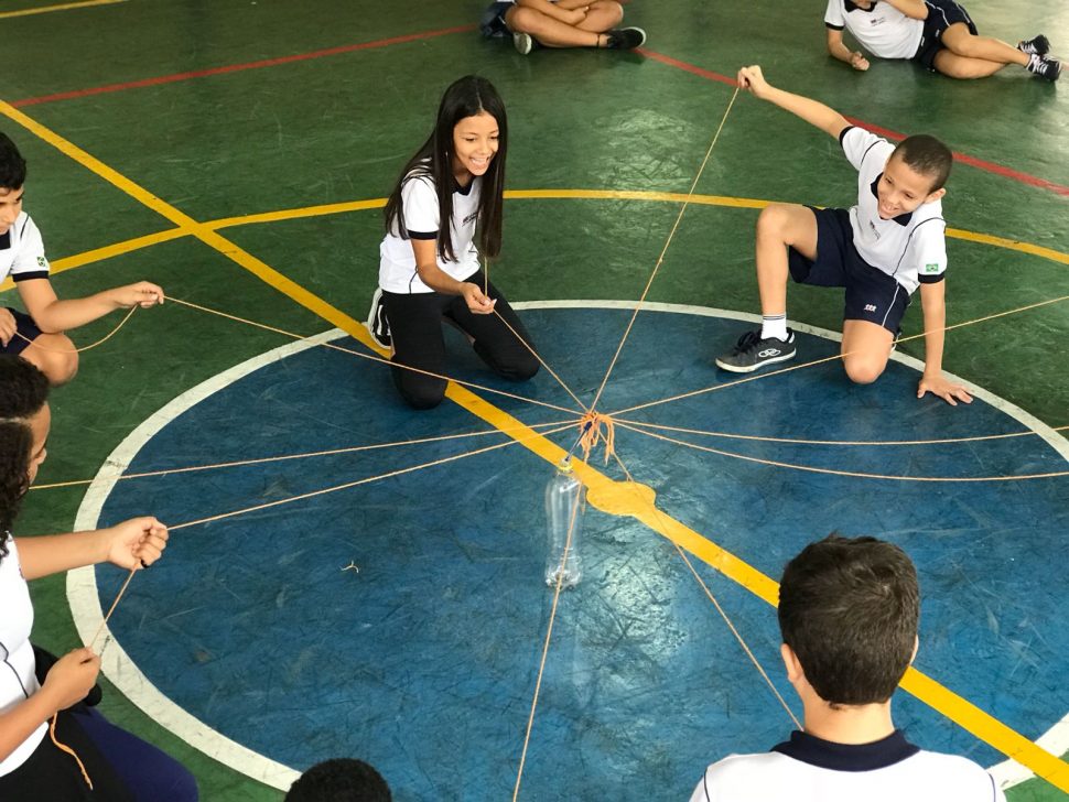 COLÉGIO SANTA MÔNICA – PRÁTICA DOS JOGOS COOPERATIVOS – 6º AM – BONSUCESSO