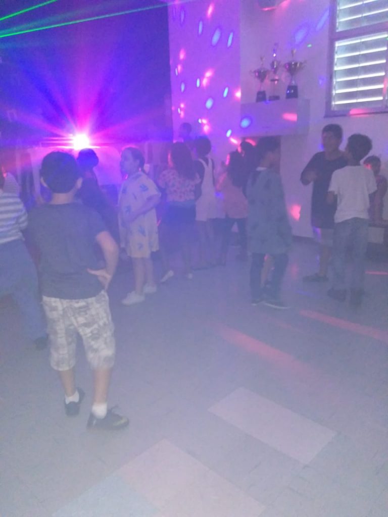 COLÉGIO SANTA MÔNICA – SEMANA DAS CRIANÇAS – DISCOTECA – 3° AM – BONSUCESSO