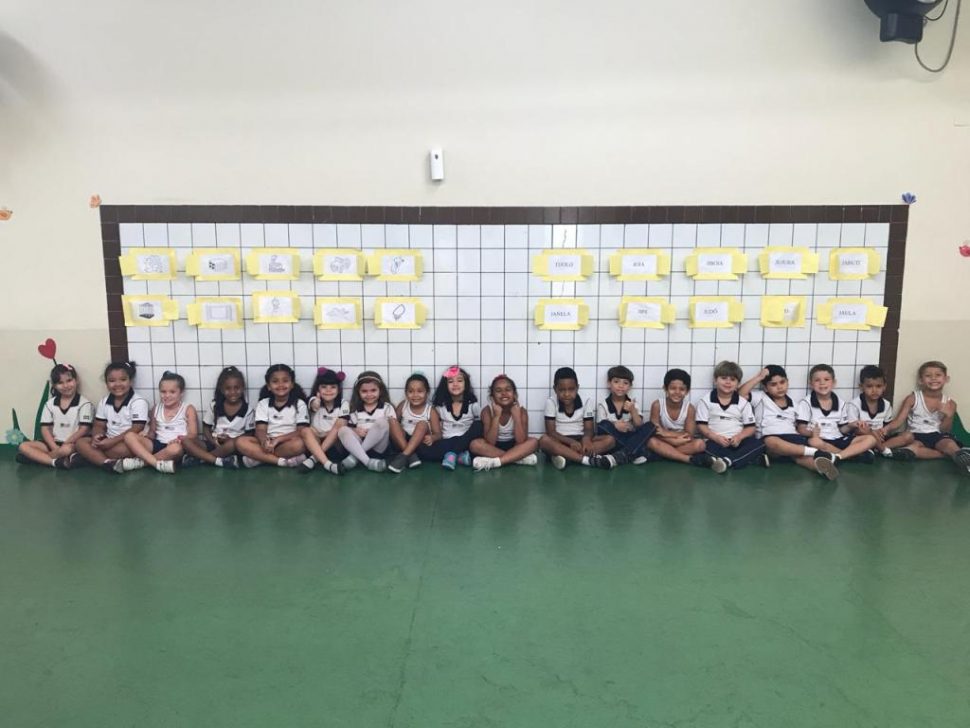 COLÉGIO SANTA MÔNICA – LEITURA DE PALAVRAS – PRÉ II AM – BONSUCESSO