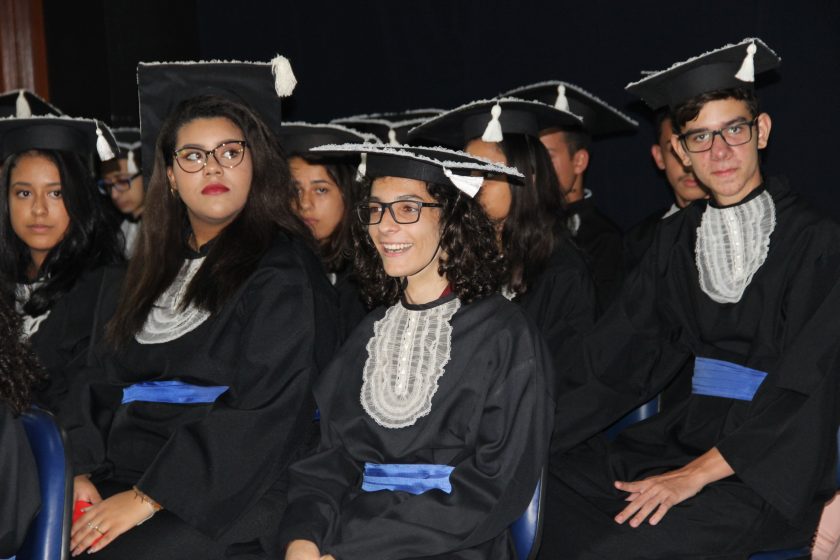 COLÉGIO SANTA MÔNICA – FORMATURA – PRÉ VESTIBULAR – ENSINO MÉDIO – TAQUARA