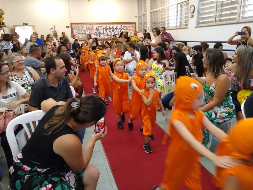 COLÉGIO SANTA MÔNICA – FESTA DE ENCERRAMENTO DA TARDE – EDUCAÇÃO INFANTIL – BONSUCESSO
