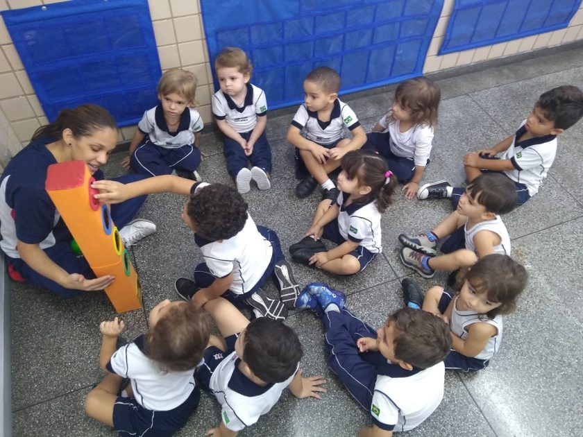 COLÉGIO SANTA MÔNICA – CORES – MAT I AM – EDUCAÇÃO INFANTIL – TAQUARA