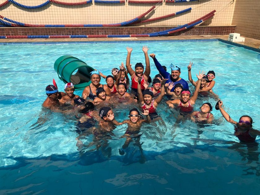 COLÉGIO SANTA MÔNICA – COMEMORAÇÃO DA PÁSCOA NA PISCINA – (3ª E 5ª M) – BONSUCESSO