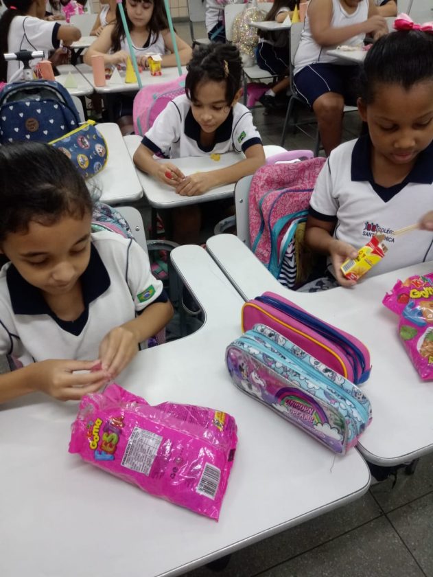 COLÉGIO SANTA MÔNICA – SÓLIDOS GEOMÉTRICOS COM JUJUBA – 3º BT – CACHAMBÍ