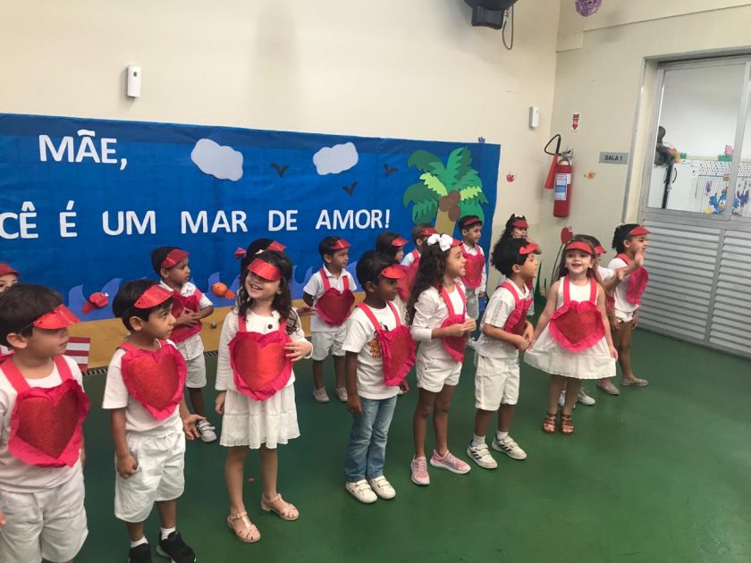COLÉGIO SANTA MÔNICA – DIA DAS MÃES – PRÉ I (M E T) – BONSUCESSO