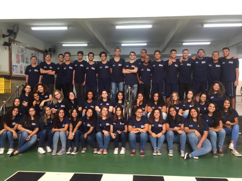 COLÉGIO SANTA MÔNICA – DIA DO VESTIBULANDO – 3ª SÉRIE – BONSUCESSO