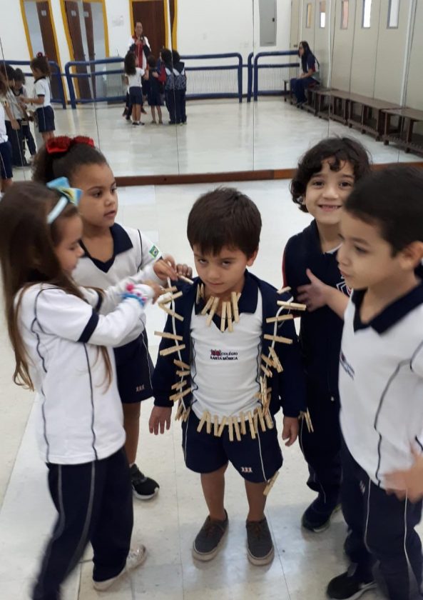 COLÉGIO SANTA MÔNICA – MOTRICIDADE FINA – PRÉ II AT E BT – TAQUARA