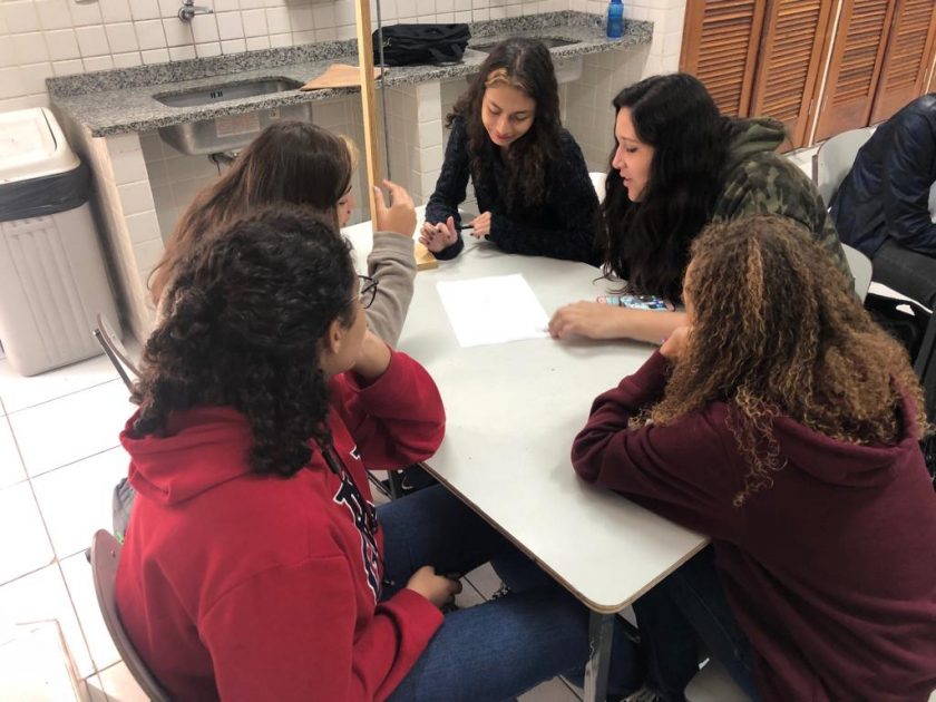 COLÉGIO SANTA MÔNICA – MOVIMENTO RETILÍNEO UNIFORME – 9º AM – CACHAMBI