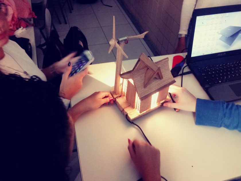 COLÉGIO SANTA MÔNICA – EXPERIMENTO DE FÍSICA (MOVIMENTO UNIFORME) – 9ºBM – TAQUARA