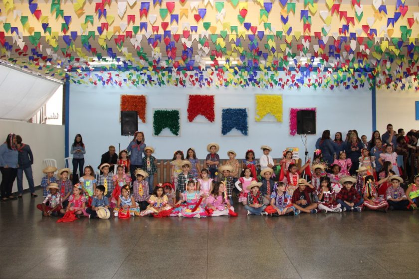 COLÉGIO SANTA MÔNICA – FESTA JUNINA – 2º ANO T – TAQUARA