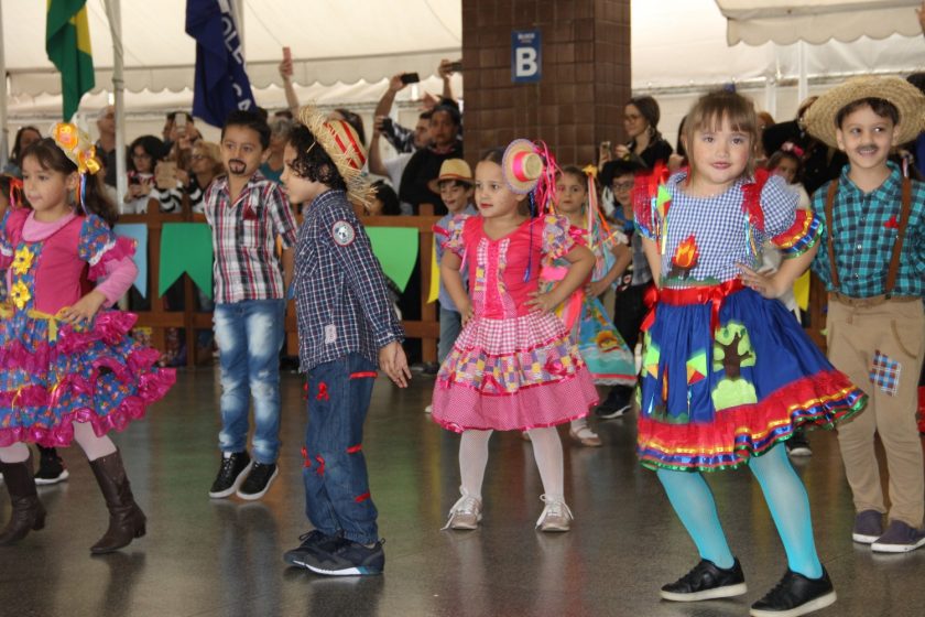 COLÉGIO SANTA MÔNICA – FESTA JUNINA – PRÉ II T – TAQUARA