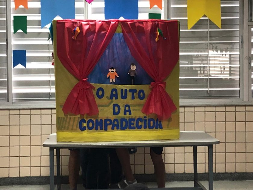 COLÉGIO SANTA MÔNICA – TEATRO DE FANTOCHES – 1ª AM E 1ª BM – TAQUARA