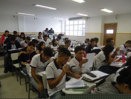 SALA NOVA PARA UM PRÉ-VESTIBULAR ESPECIAL