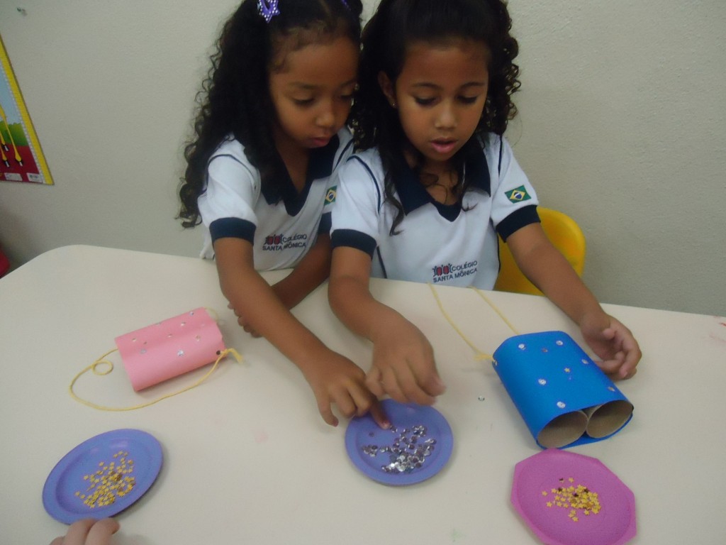 BRINQUEDO DE SUCATA – EDUC. INFANTIL– BONSUCESSO