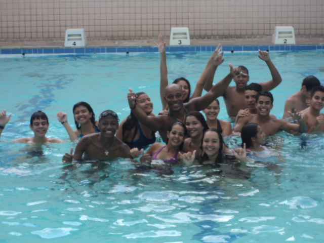 AULA NA PISCINA ENSINO MÉDIO – 1AM – BONSUCESSO