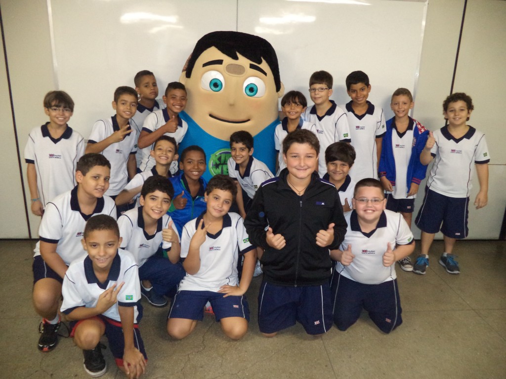 VISITA DO PERSONAGEM WEBBY – BONSUCESSO