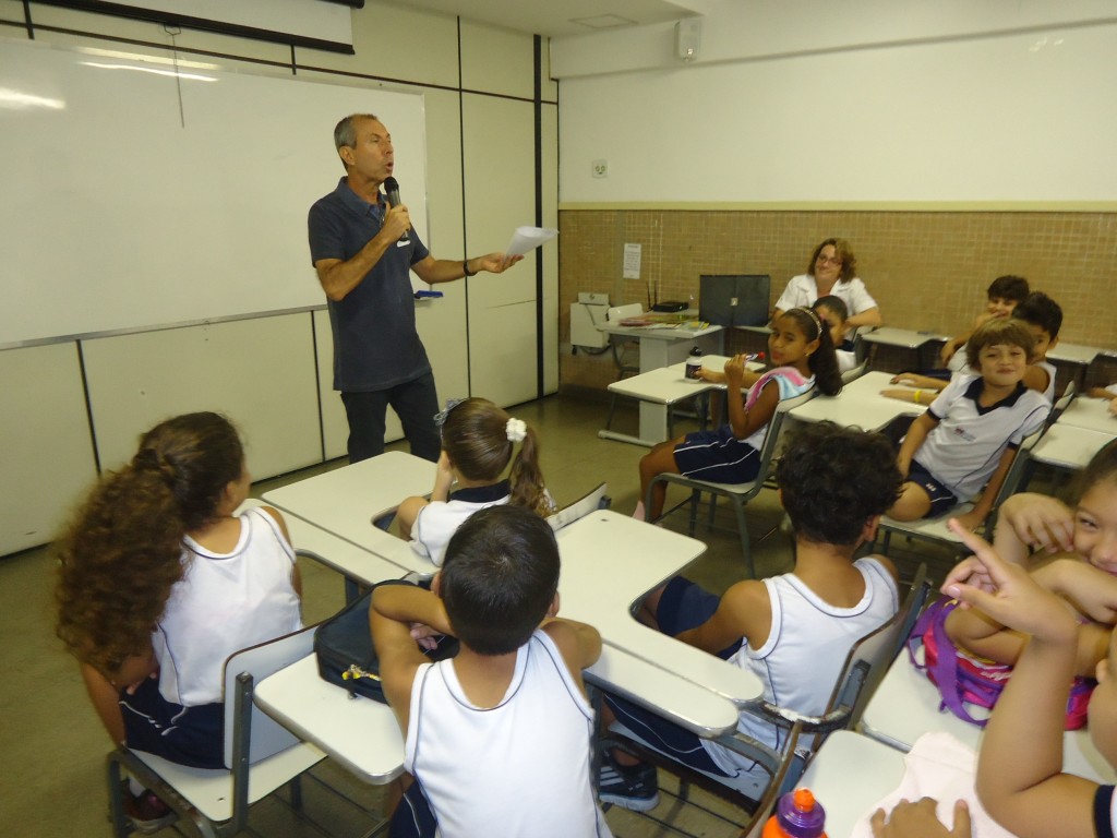 VISITA DA AUTORA 3ºANO-MANHÃ E TARDE – BONSUCESSO