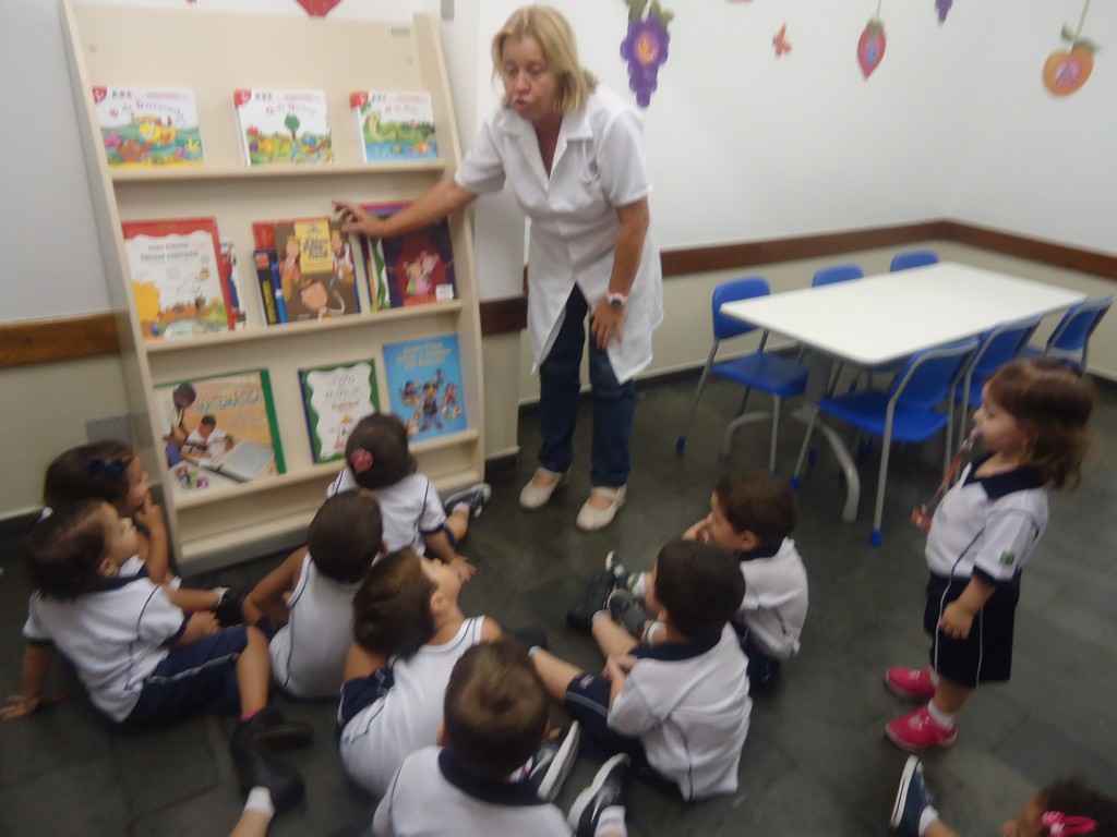 DIA DO LIVRO INFANTIL – MATERNAL I – AT – BONSUCESSO