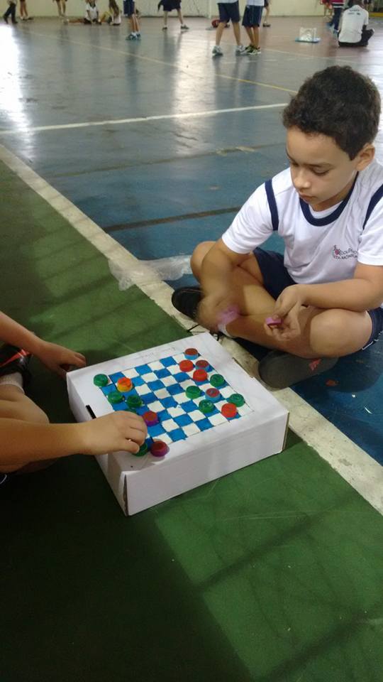 BRINQUEDOS RECICLADOS – 4°AT/BT – SÃO GONÇALO