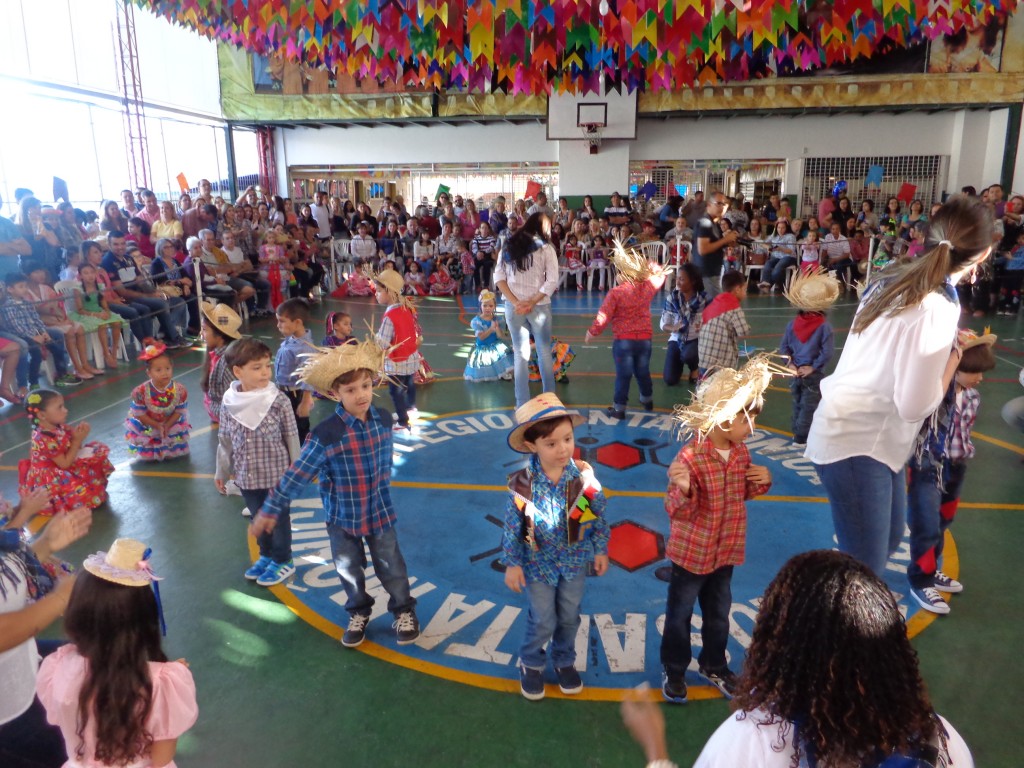 FESTA JUNINA – PARTE III – TARDE – CACHAMBI