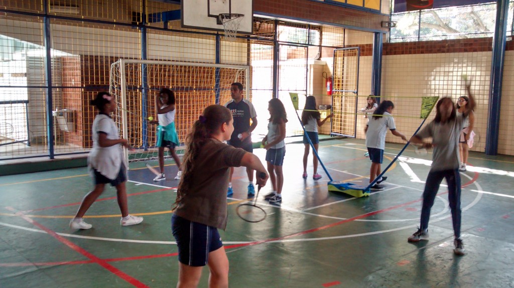 AULA DE BADMINTON – BONSUCESSO