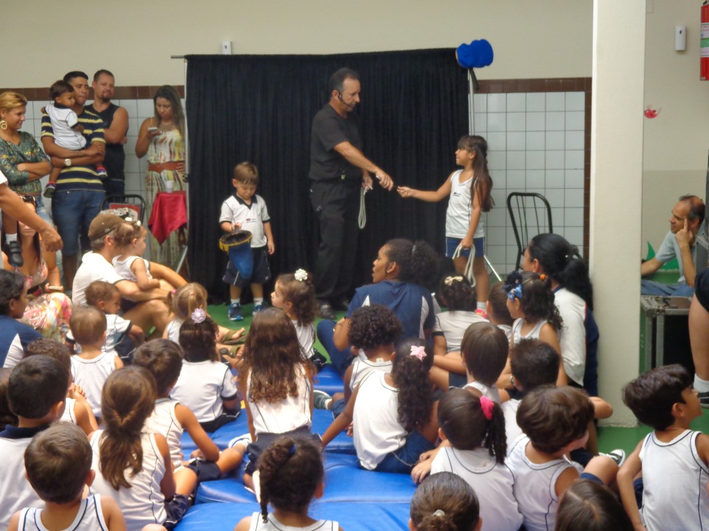 SEMANA DE ADAPTAÇÃO – SHOW DE MÁGICA – BONSUCESSO