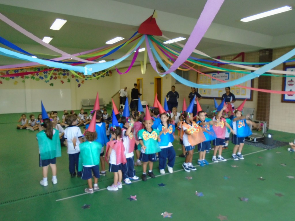APRESENTAÇÃO DIA DO CIRCO – PRÉ I E II – MANHÃ – TAQUARA
