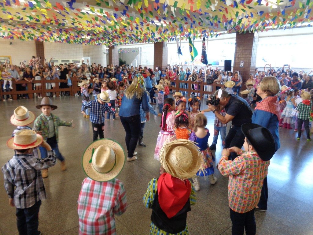 FESTA JUNINA – PRÉ II – TARDE – TAQUARA