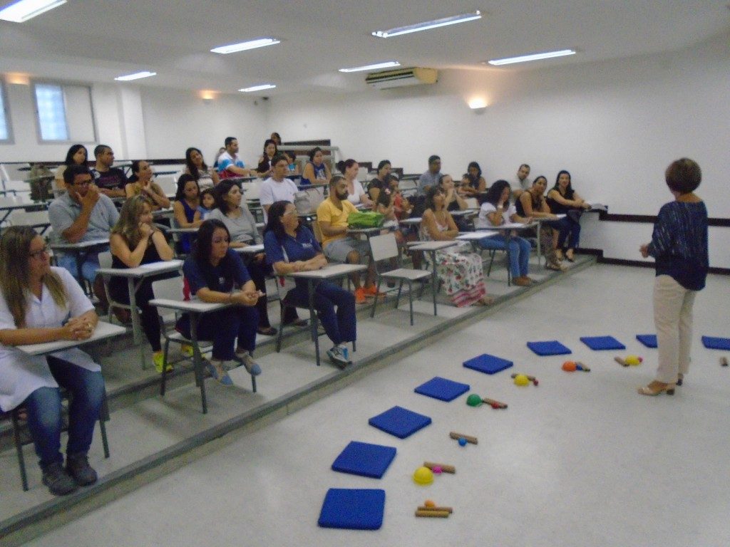 COLÉGIO SANTA MÔNICA-REUNIÃO RESPONSÁVEIS-MATERNAL I – TAQUARA