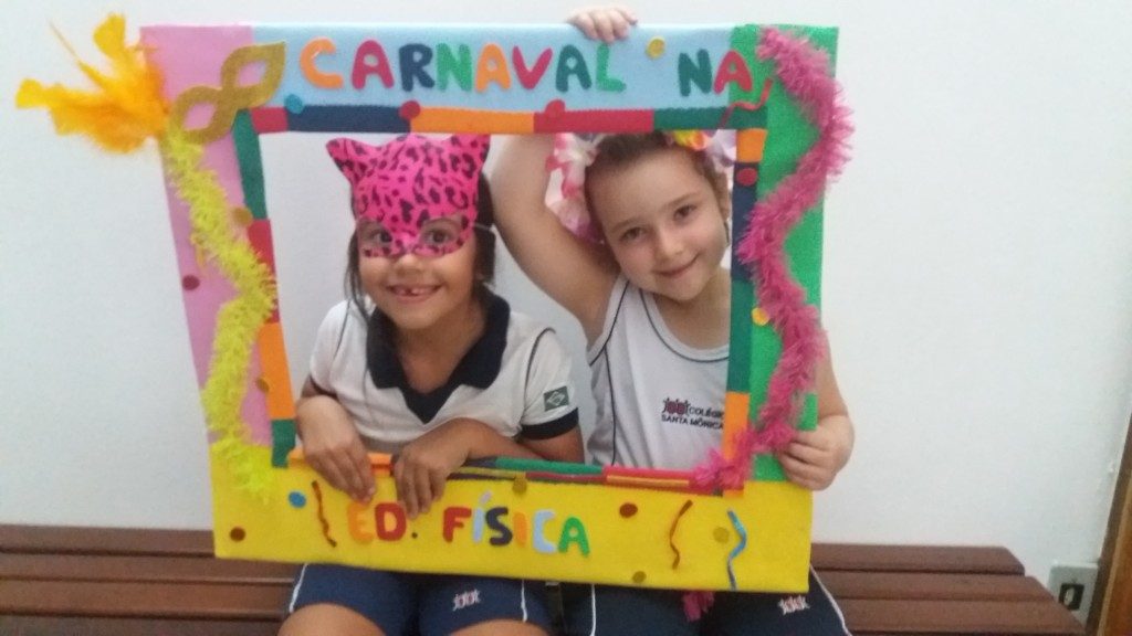 COLÉGIO SANTA MÔNICA – CARNAVAL NA EDUCAÇÃO FÍSICA – ENSINO FUNDAMENTAL I – BONSUCESSO