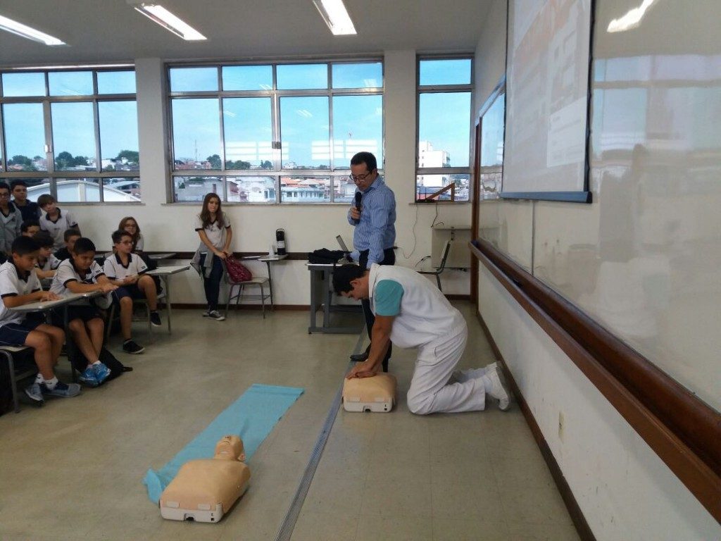 COLÉGIO SANTA MÔNICA – CARDIOLOGISTA – 8º ANO – SÃO GONÇALO