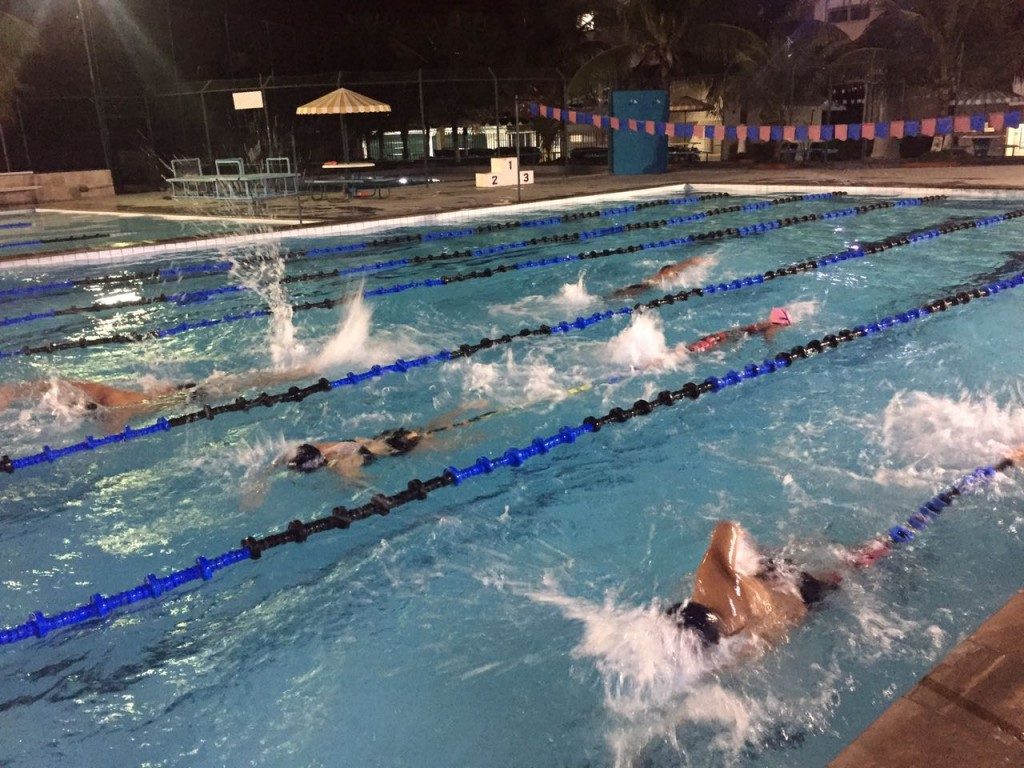 COLÉGIO SANTA MÔNICA – TREINO DA EQUIPE DE NATAÇÃO – SÃO GONÇALO