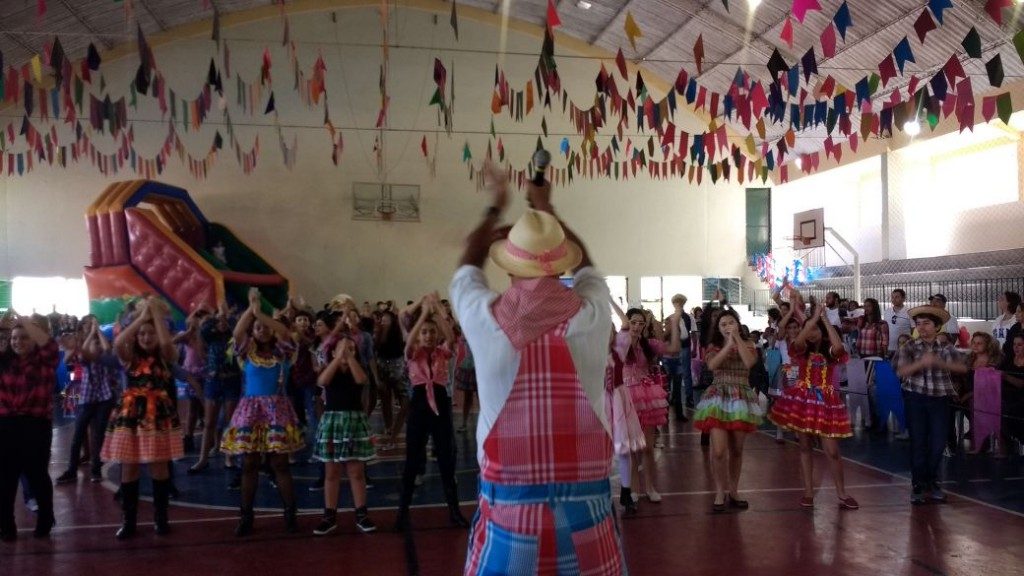 COLÉGIO SANTA MÔNICA – FESTA JUNINA – ENSINO FUNDAMENTAL II AO ENSINO MÉDIO – SÃO GONÇALO