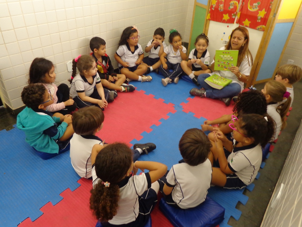 COLÉGIO SANTA MÔNICA – PARADIDÁTICO “A FORMIGUINHA MEDROSA” – PRÉ I AM – BONSUCESSO