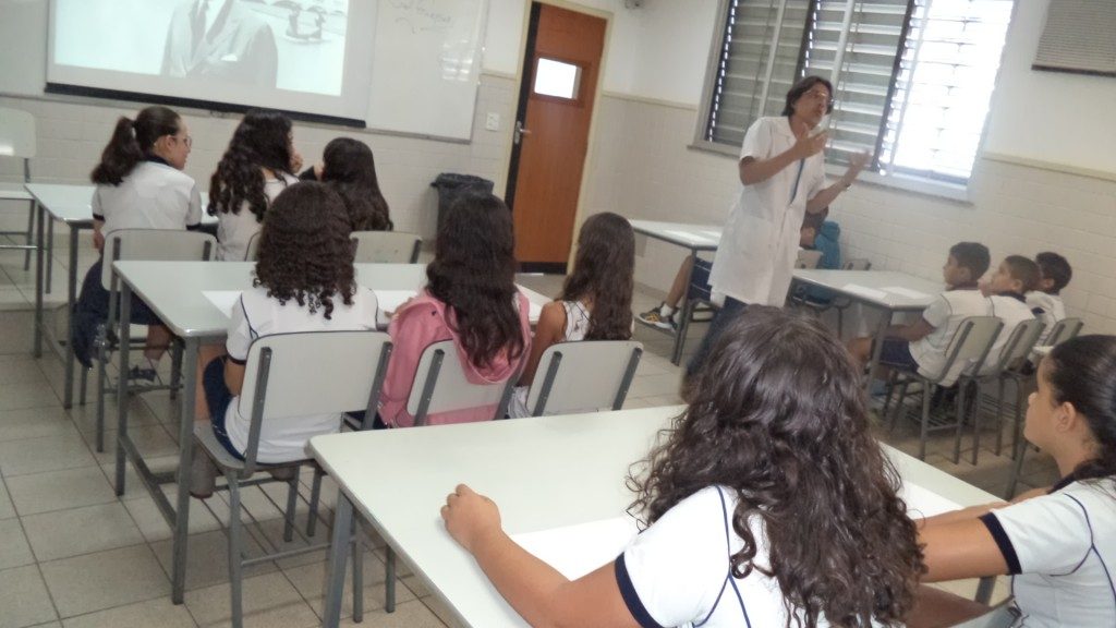 COLÉGIO SANTA MÔNICA – PROJETO – 5° AM – “CONHECENDO OS PROFESSORES DO ENSINO FUNDAMENTAL I” – BONSUCESSO