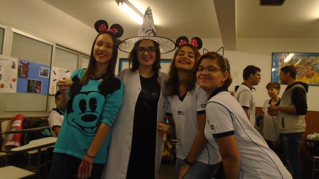 COLÉGIO SANTA MÔNICA – ATIVIDADE CULTURAL HALLOWEN – 8° AM – BONSUCESSO