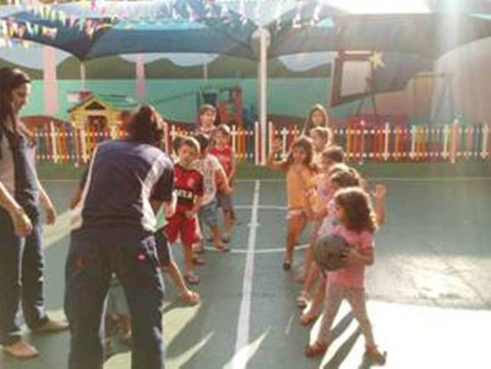 COLÉGIO SANTA MÔNICA – BATATA QUENTE E BOLA – CACHAMBI