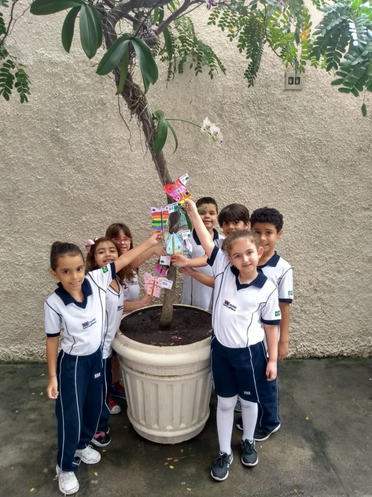 COLÉGIO SANTA MÔNICA – DIA DA ÁRVORE – 1º AM – TAQUARA