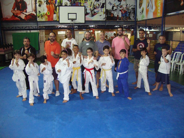 COLÉGIO SANTA MÔNICA – DIA DOS PAIS – CARATÊ – BONSUCESSO