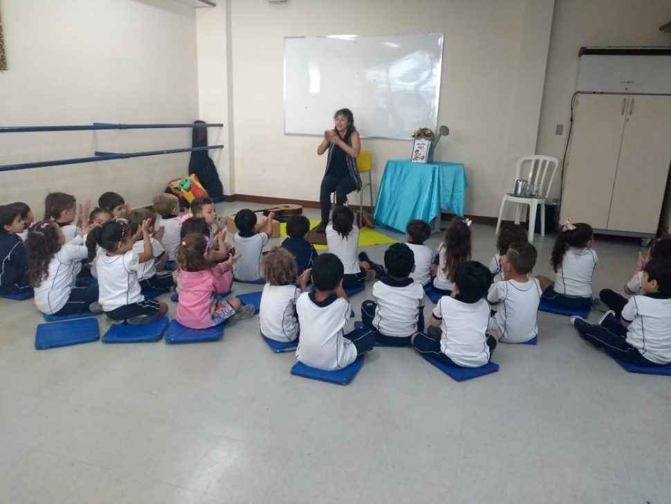 COLÉGIO SANTA MÔNICA – “NÃO ESTOU FELIZ!” – MAT II AM – CACHAMBI