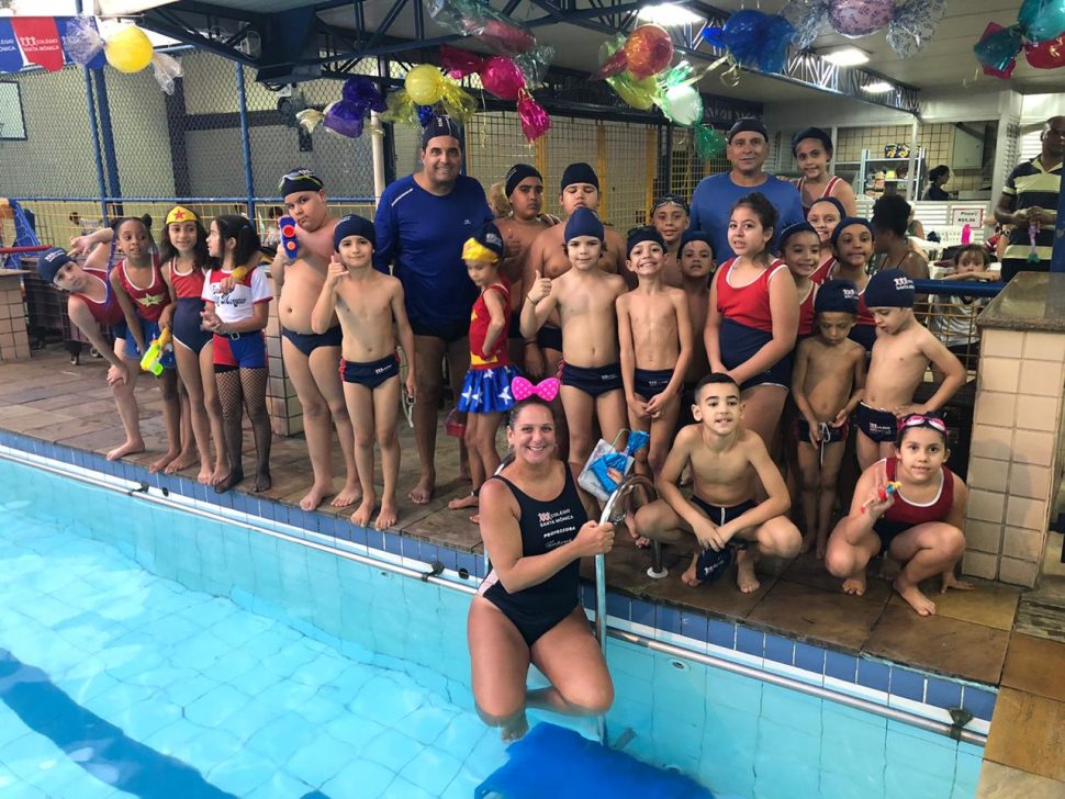 COMEMORAÇÃO DO DIA DAS CRIANÇAS NA PISCINA  – 5ª FEIRA N