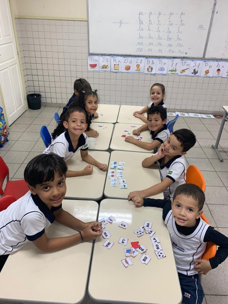 BRINCANDO E APRENDENDO –  2º (AT)