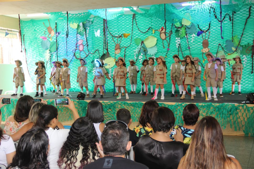 APRESENTAÇÃO MUSICAL – (1º ANO) (M)