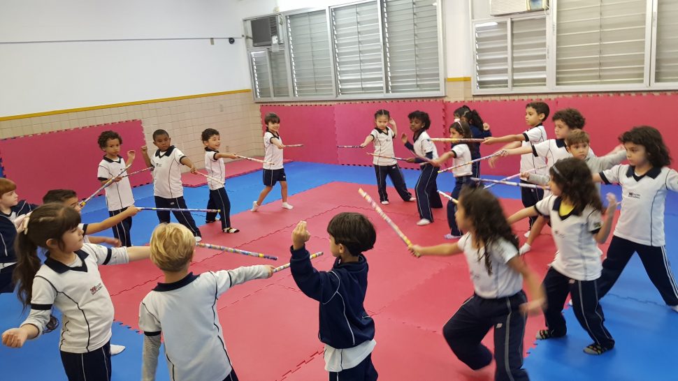 ESGRIMA E BADMINTON – PRÉ I (BT)